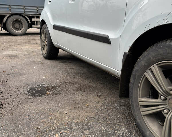 Серый Киа Soul, объемом двигателя 1.6 л и пробегом 205 тыс. км за 5300 $, фото 9 на Automoto.ua