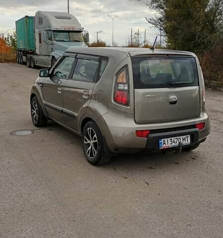 Киа Soul 2010 в Пирятине на Automoto.ua Серый Киа Soul, объемом двигателя 1.59 л и пробегом 218 тыс. км за 6300 $, фото 10 на Automoto.ua