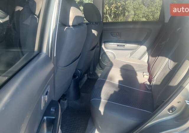 Сірий Кіа Soul, об'ємом двигуна 1.6 л та пробігом 147 тис. км за 6300 $, фото 9 на Automoto.ua