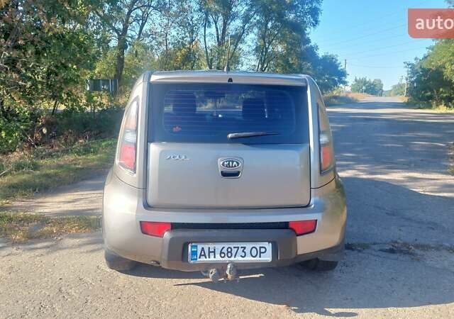 Сірий Кіа Soul, об'ємом двигуна 1.6 л та пробігом 147 тис. км за 6300 $, фото 6 на Automoto.ua