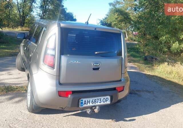Сірий Кіа Soul, об'ємом двигуна 1.6 л та пробігом 147 тис. км за 6300 $, фото 8 на Automoto.ua