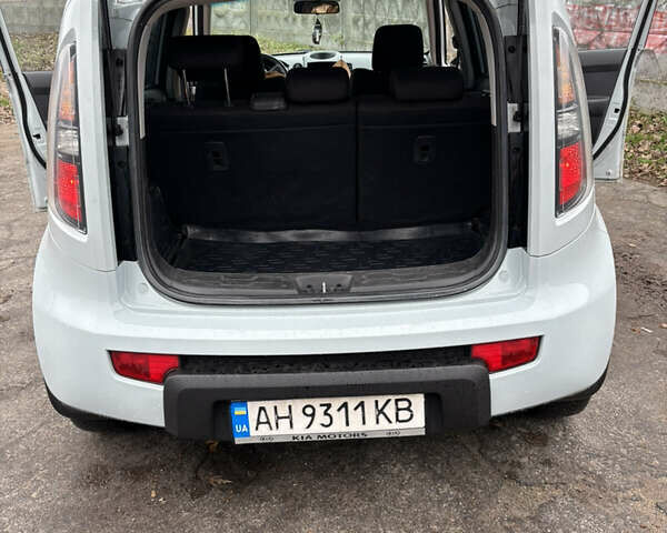 Серый Киа Soul, объемом двигателя 1.6 л и пробегом 205 тыс. км за 5300 $, фото 11 на Automoto.ua