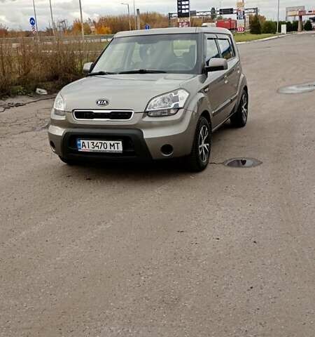 Киа Soul 2010 в Пирятине на Automoto.ua Серый Киа Soul, объемом двигателя 1.59 л и пробегом 218 тыс. км за 6300 $, фото 8 на Automoto.ua