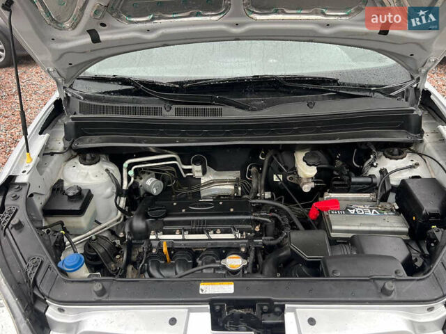 Серый Киа Soul, объемом двигателя 1.6 л и пробегом 40 тыс. км за 9600 $, фото 13 на Automoto.ua