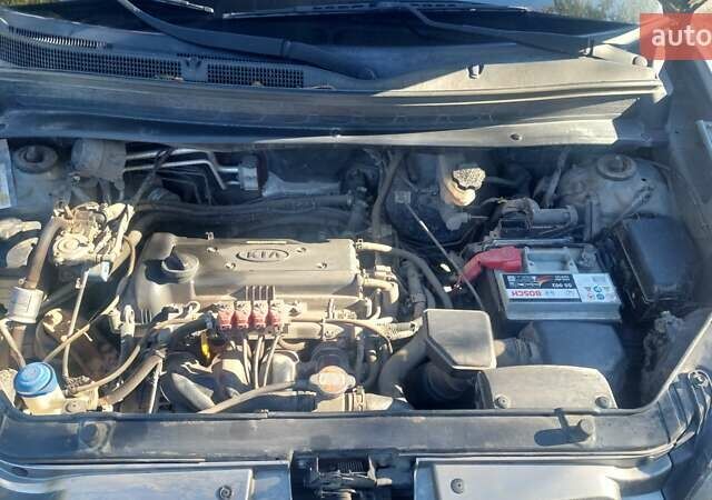 Сірий Кіа Soul, об'ємом двигуна 1.6 л та пробігом 147 тис. км за 6300 $, фото 14 на Automoto.ua