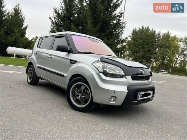 Серый Киа Soul, объемом двигателя 1.6 л и пробегом 275 тыс. км за 5999 $, фото 35 на Automoto.ua