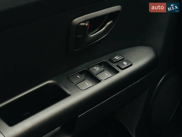 Сірий Кіа Soul, об'ємом двигуна 1.6 л та пробігом 18 тис. км за 9999 $, фото 29 на Automoto.ua