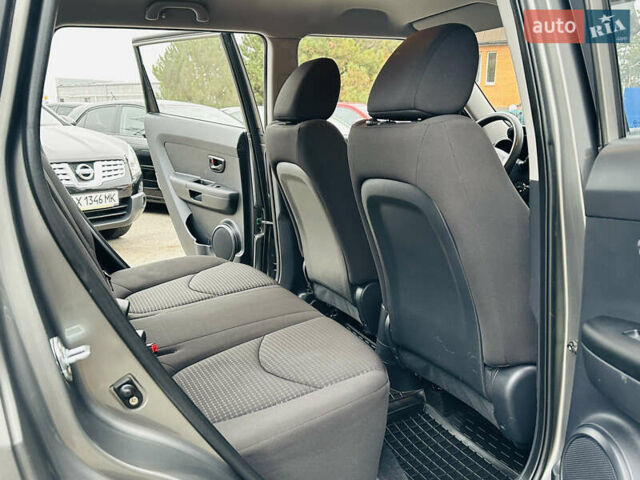 Сірий Кіа Soul, об'ємом двигуна 1.6 л та пробігом 18 тис. км за 9999 $, фото 19 на Automoto.ua