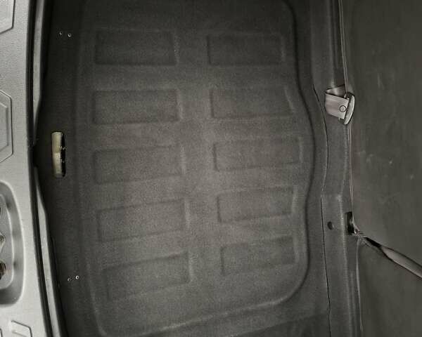 Сірий Кіа Soul, об'ємом двигуна 1.59 л та пробігом 86 тис. км за 6900 $, фото 11 на Automoto.ua