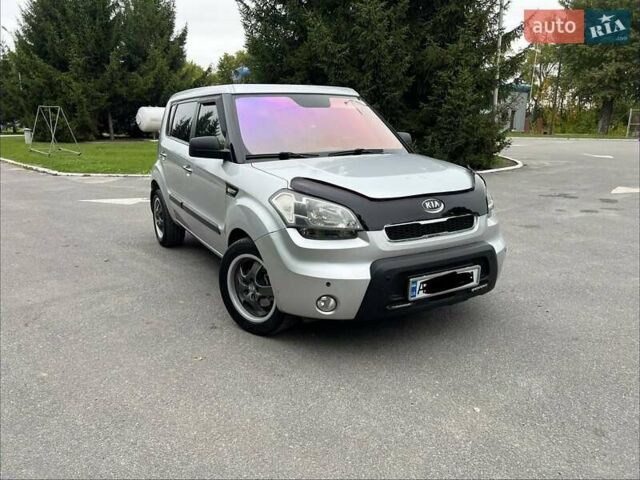 Серый Киа Soul, объемом двигателя 1.6 л и пробегом 275 тыс. км за 5999 $, фото 29 на Automoto.ua