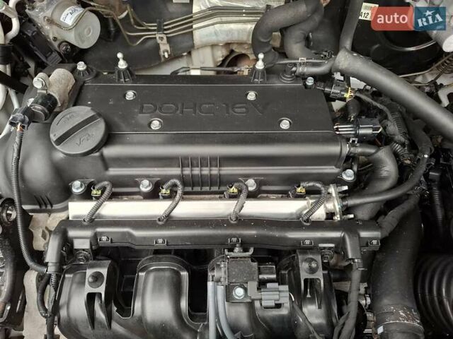 Сірий Кіа Soul, об'ємом двигуна 1.59 л та пробігом 86 тис. км за 6900 $, фото 71 на Automoto.ua