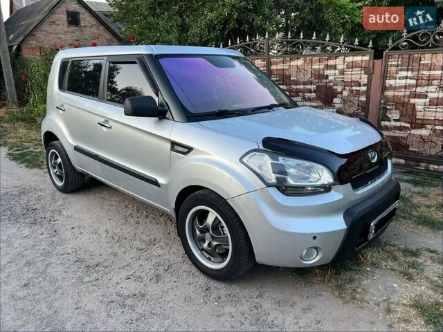Серый Киа Soul, объемом двигателя 1.6 л и пробегом 275 тыс. км за 5999 $, фото 32 на Automoto.ua