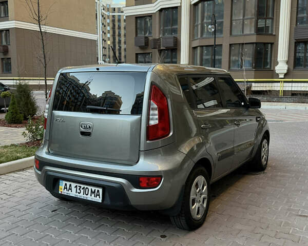 Серый Киа Soul, объемом двигателя 1.59 л и пробегом 203 тыс. км за 7500 $, фото 17 на Automoto.ua