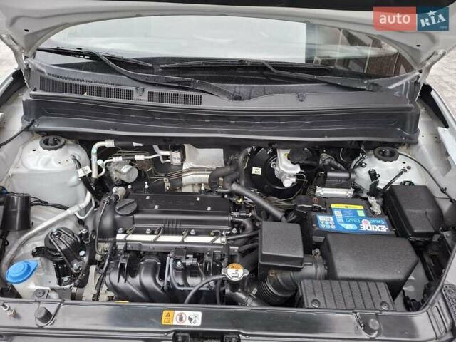 Сірий Кіа Soul, об'ємом двигуна 1.59 л та пробігом 86 тис. км за 6900 $, фото 70 на Automoto.ua