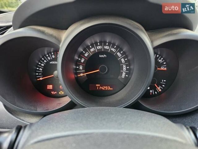 Серый Киа Soul, объемом двигателя 1.6 л и пробегом 114 тыс. км за 8300 $, фото 6 на Automoto.ua