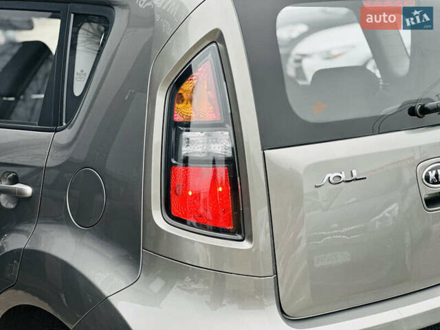 Сірий Кіа Soul, об'ємом двигуна 1.6 л та пробігом 18 тис. км за 9999 $, фото 15 на Automoto.ua