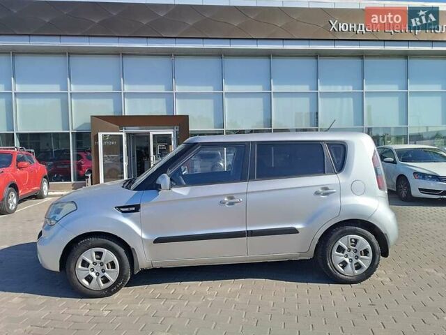 Серый Киа Soul, объемом двигателя 1.6 л и пробегом 279 тыс. км за 5850 $, фото 3 на Automoto.ua