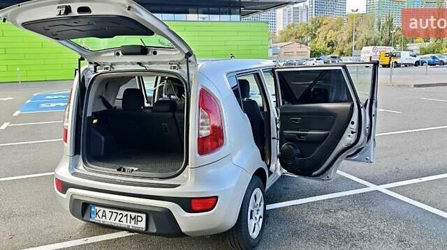 Серый Киа Soul, объемом двигателя 1.59 л и пробегом 184 тыс. км за 8500 $, фото 11 на Automoto.ua