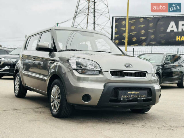 Серый Киа Soul, объемом двигателя 1.6 л и пробегом 18 тыс. км за 10500 $, фото 8 на Automoto.ua