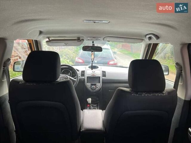 Серый Киа Soul, объемом двигателя 1.6 л и пробегом 275 тыс. км за 5999 $, фото 12 на Automoto.ua