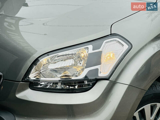Сірий Кіа Soul, об'ємом двигуна 1.6 л та пробігом 18 тис. км за 9999 $, фото 2 на Automoto.ua