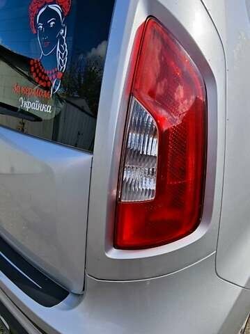 Серый Киа Soul, объемом двигателя 1.59 л и пробегом 184 тыс. км за 8500 $, фото 9 на Automoto.ua