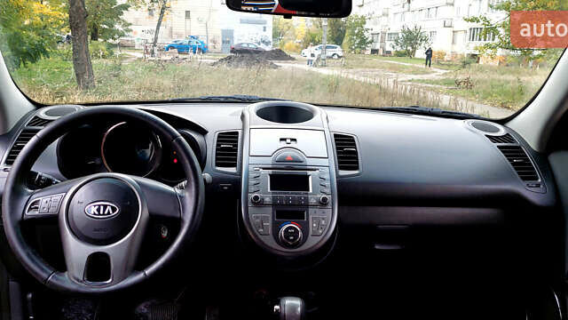 Серый Киа Soul, объемом двигателя 1.6 л и пробегом 109 тыс. км за 8300 $, фото 25 на Automoto.ua