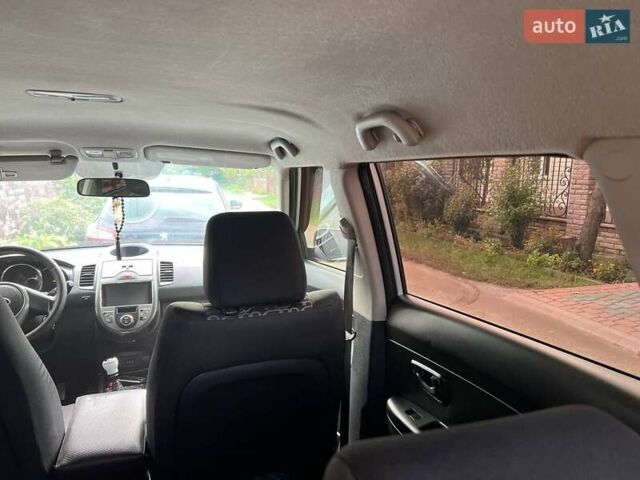 Серый Киа Soul, объемом двигателя 1.6 л и пробегом 275 тыс. км за 5999 $, фото 11 на Automoto.ua