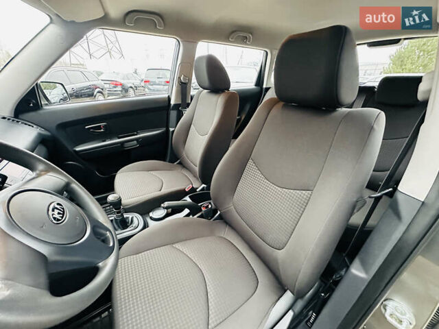 Сірий Кіа Soul, об'ємом двигуна 1.6 л та пробігом 18 тис. км за 9999 $, фото 38 на Automoto.ua