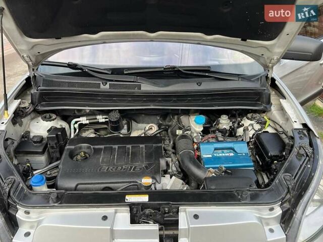 Серый Киа Soul, объемом двигателя 1.6 л и пробегом 275 тыс. км за 5999 $, фото 20 на Automoto.ua