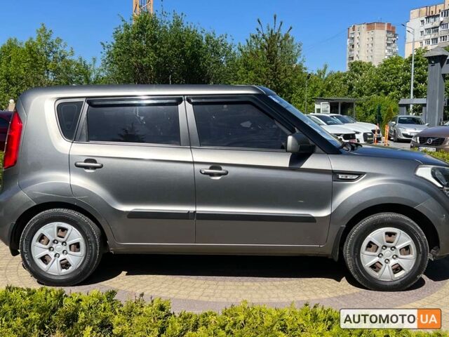Серый Киа Soul, объемом двигателя 1.6 л и пробегом 122 тыс. км за 9300 $, фото 7 на Automoto.ua