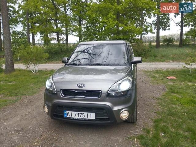 Серый Киа Soul, объемом двигателя 1.6 л и пробегом 179 тыс. км за 7900 $, фото 12 на Automoto.ua