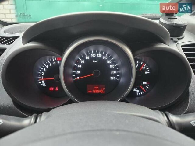 Серый Киа Soul, объемом двигателя 1.59 л и пробегом 127 тыс. км за 7500 $, фото 5 на Automoto.ua