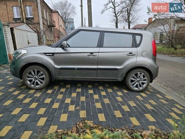 Серый Киа Soul, объемом двигателя 1.59 л и пробегом 127 тыс. км за 7500 $, фото 4 на Automoto.ua