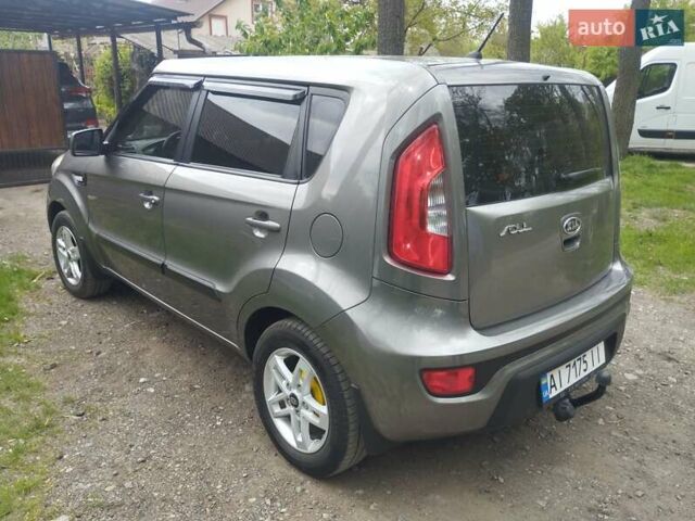 Серый Киа Soul, объемом двигателя 1.6 л и пробегом 179 тыс. км за 7900 $, фото 10 на Automoto.ua