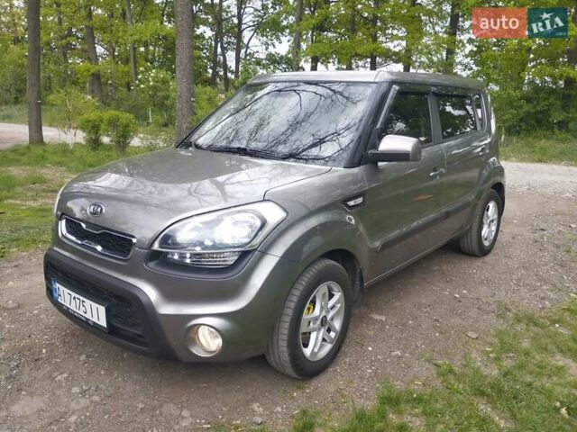 Серый Киа Soul, объемом двигателя 1.6 л и пробегом 179 тыс. км за 7900 $, фото 5 на Automoto.ua
