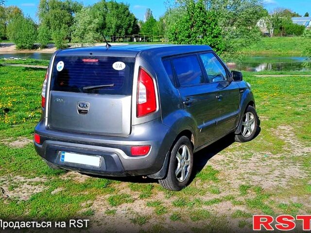 Сірий Кіа Soul, об'ємом двигуна 1.6 л та пробігом 230 тис. км за 7500 $, фото 1 на Automoto.ua