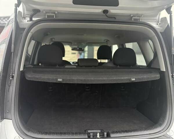 Серый Киа Soul, объемом двигателя 2 л и пробегом 130 тыс. км за 7500 $, фото 2 на Automoto.ua