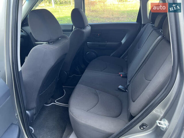 Сірий Кіа Soul, об'ємом двигуна 1.59 л та пробігом 152 тис. км за 8400 $, фото 18 на Automoto.ua