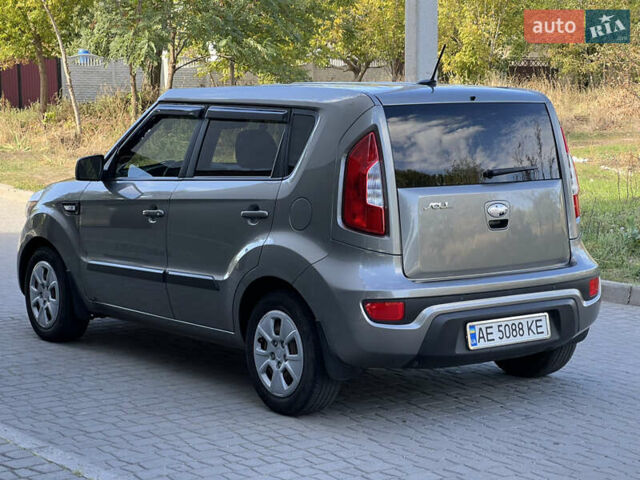 Сірий Кіа Soul, об'ємом двигуна 1.59 л та пробігом 152 тис. км за 8400 $, фото 6 на Automoto.ua