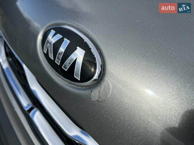 Киа Soul 2013 в Трускавце на Automoto.ua Серый Киа Soul, объемом двигателя 1.59 л и пробегом 141 тыс. км за 7400 $, фото 25 на Automoto.ua