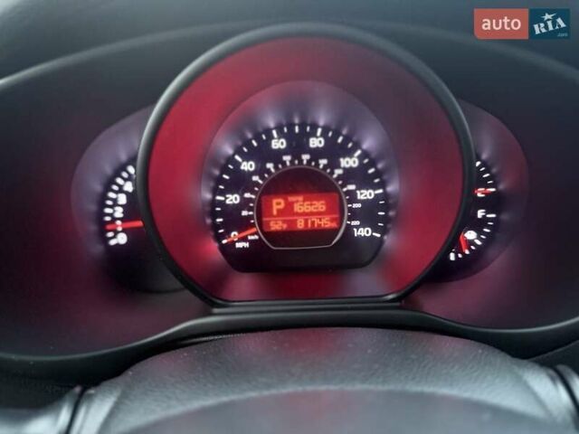 Серый Киа Soul, объемом двигателя 2 л и пробегом 130 тыс. км за 7500 $, фото 6 на Automoto.ua