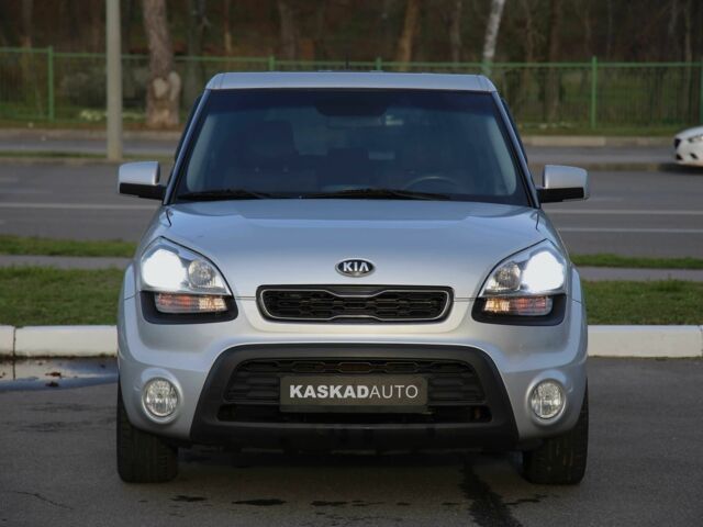 Серый Киа Soul, объемом двигателя 1.6 л и пробегом 154 тыс. км за 7900 $, фото 1 на Automoto.ua