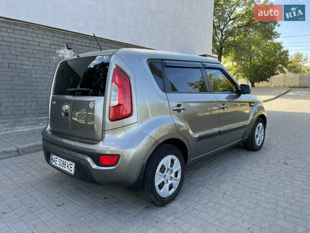 Сірий Кіа Soul, об'ємом двигуна 1.59 л та пробігом 152 тис. км за 8400 $, фото 10 на Automoto.ua