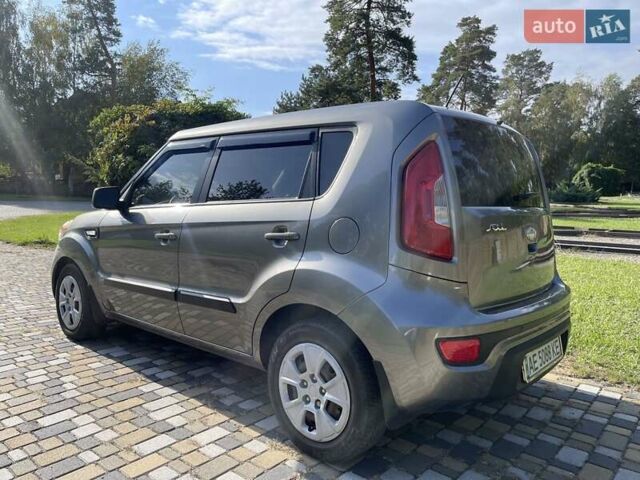 Сірий Кіа Soul, об'ємом двигуна 1.59 л та пробігом 152 тис. км за 8400 $, фото 27 на Automoto.ua