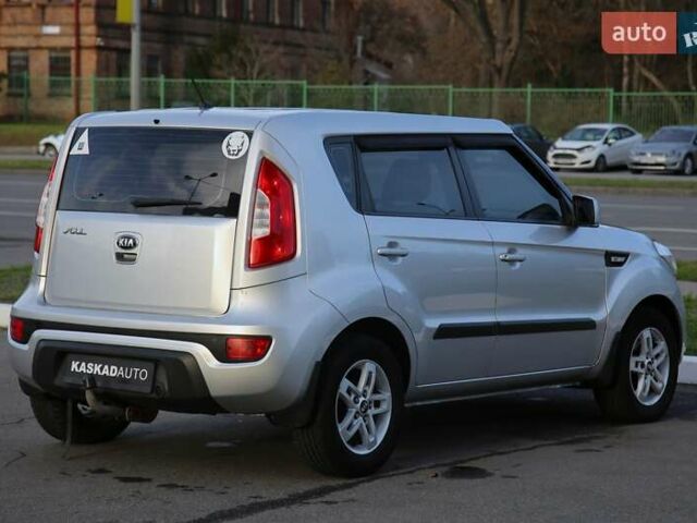 Серый Киа Soul, объемом двигателя 1.59 л и пробегом 154 тыс. км за 7900 $, фото 5 на Automoto.ua