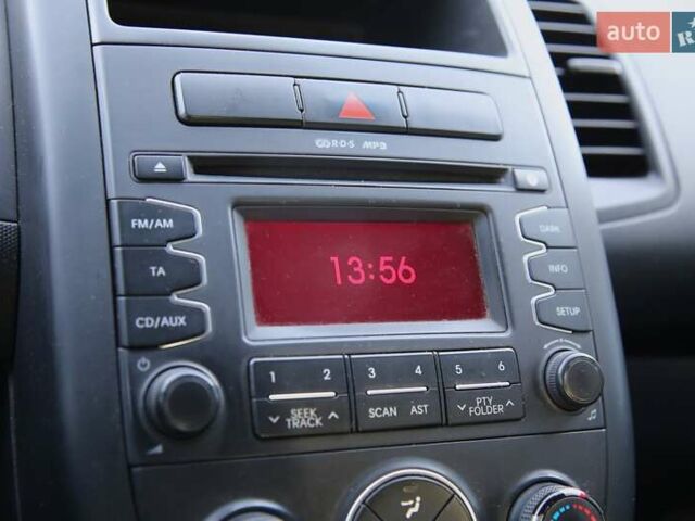 Серый Киа Soul, объемом двигателя 1.59 л и пробегом 154 тыс. км за 7900 $, фото 15 на Automoto.ua