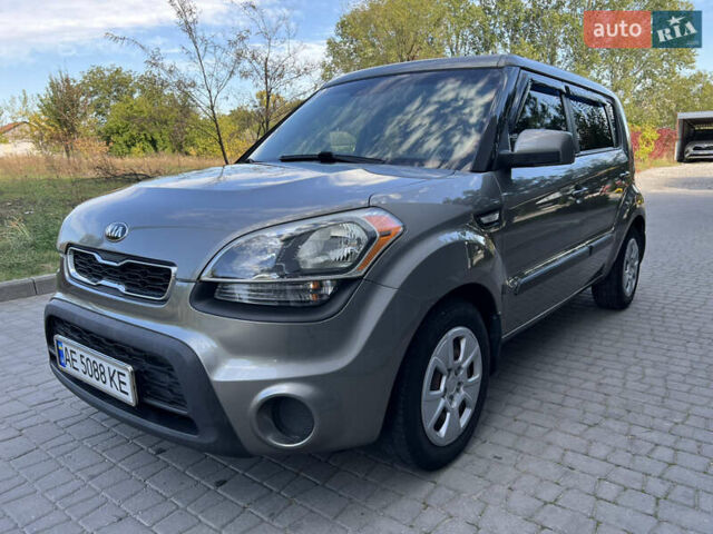 Сірий Кіа Soul, об'ємом двигуна 1.59 л та пробігом 152 тис. км за 8400 $, фото 12 на Automoto.ua