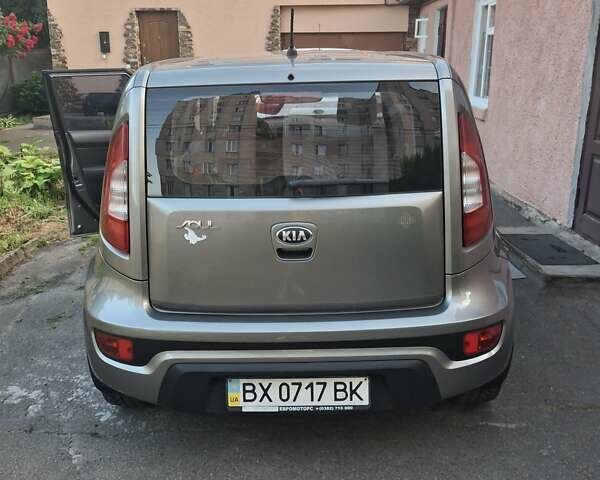 Серый Киа Soul, объемом двигателя 1.59 л и пробегом 80 тыс. км за 7899 $, фото 2 на Automoto.ua