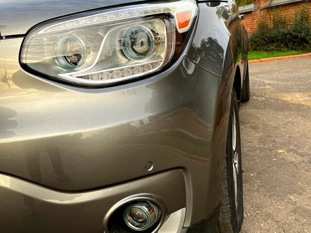 Серый Киа Soul, объемом двигателя 0 л и пробегом 90 тыс. км за 6999 $, фото 9 на Automoto.ua